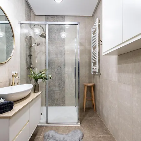 Active Gold Apartment Lublin