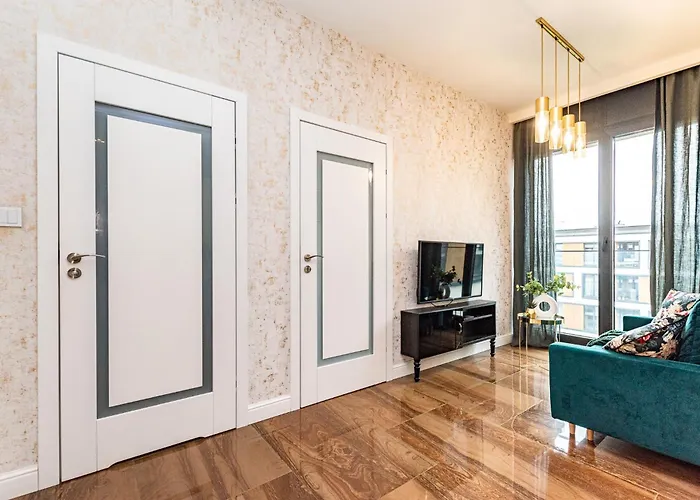 Active Gold Apartment *